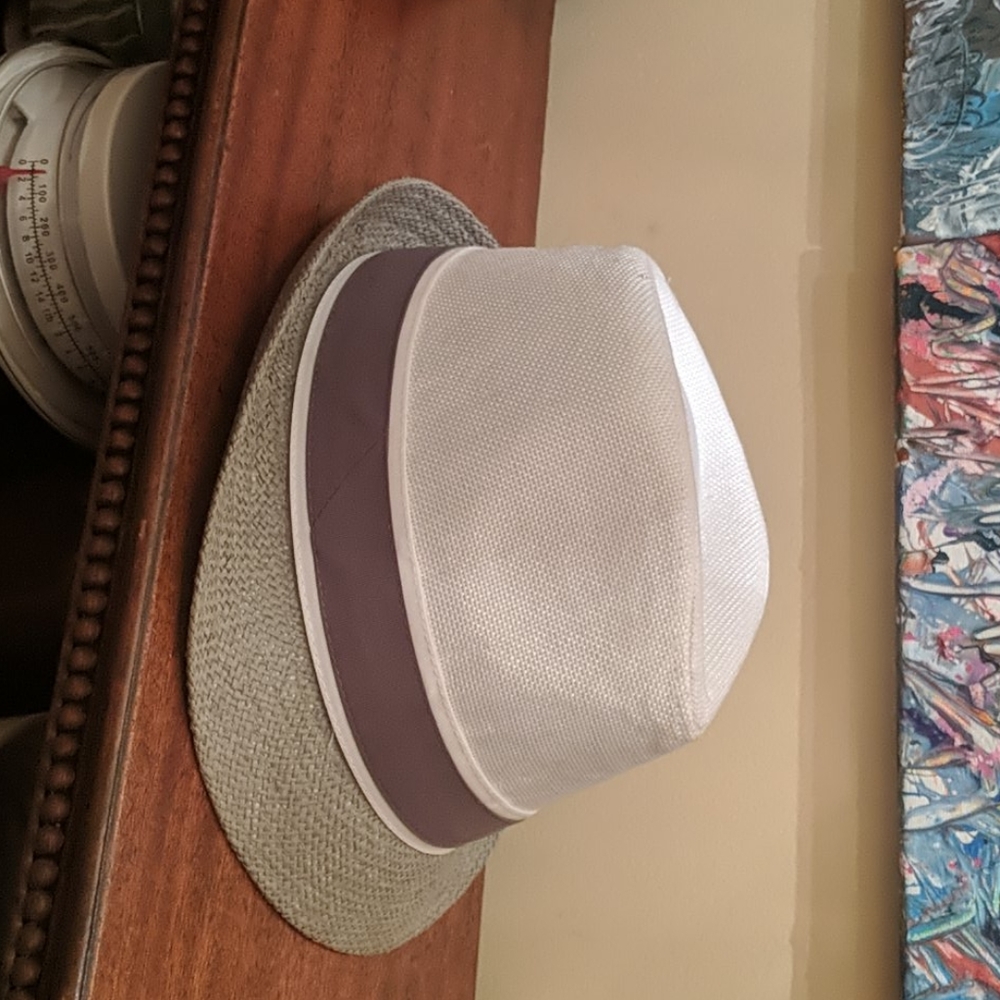 Man's hat